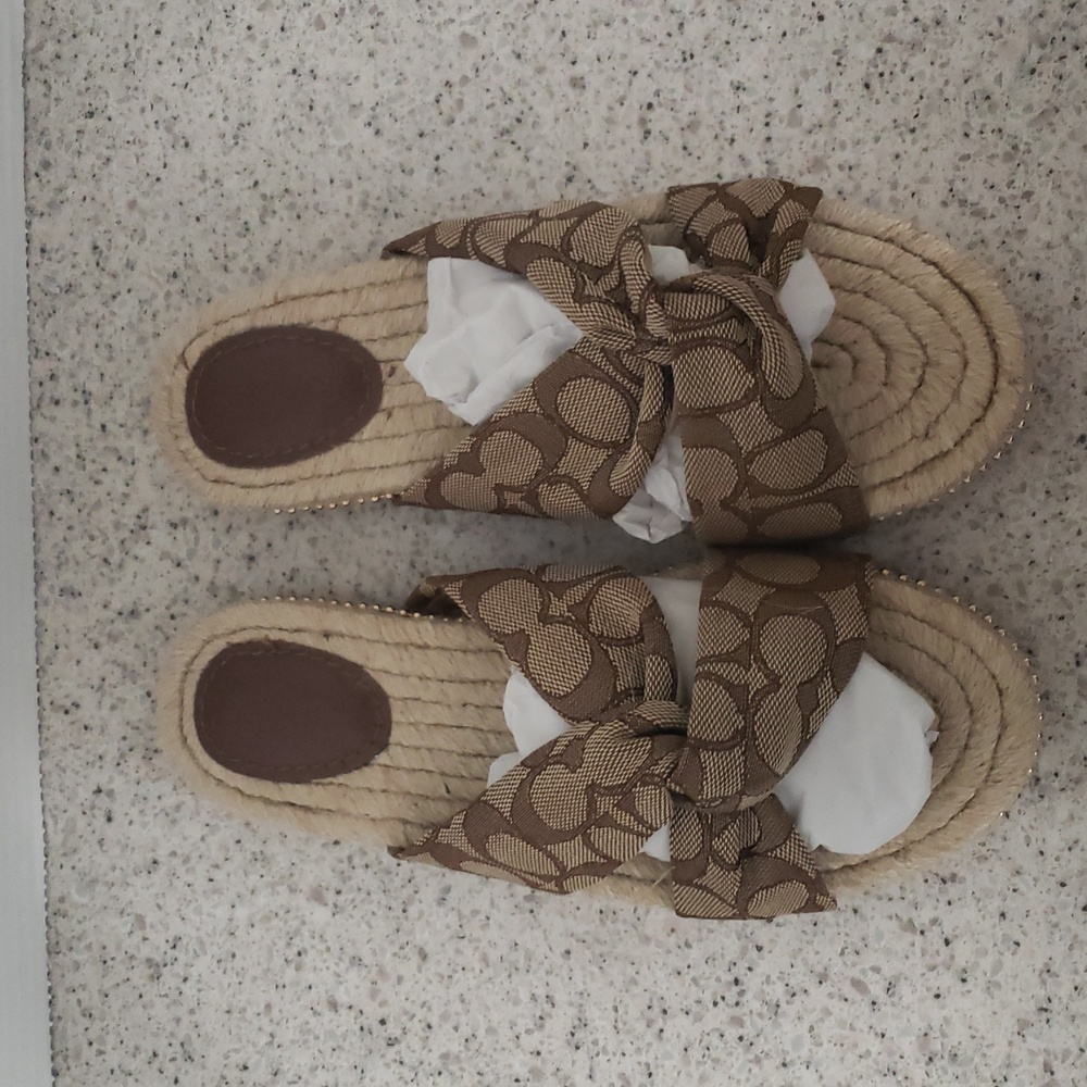 Coach Charli Sig Espadrill SZ 7 -‎ NWOT - Picture 3 of 7